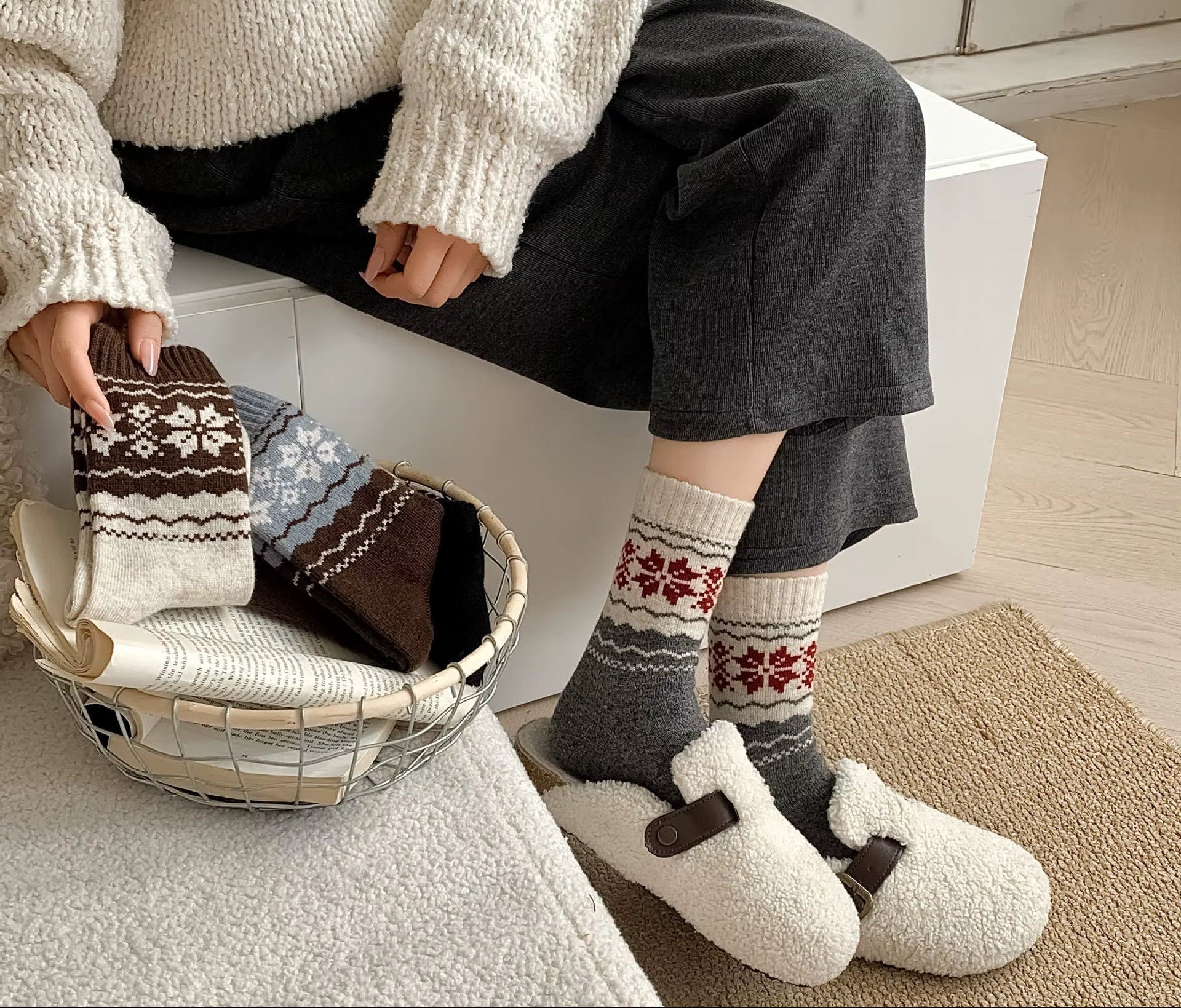 Women's Crew Wool Cabin Socks